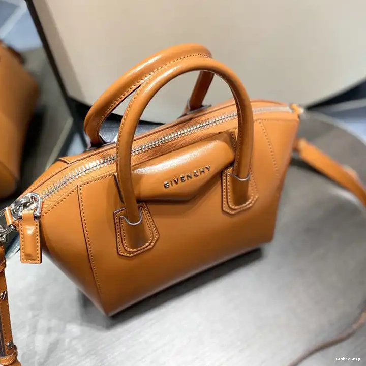 Fashionrepsfam ru Bag 2203RF0004 Givenchy 0803